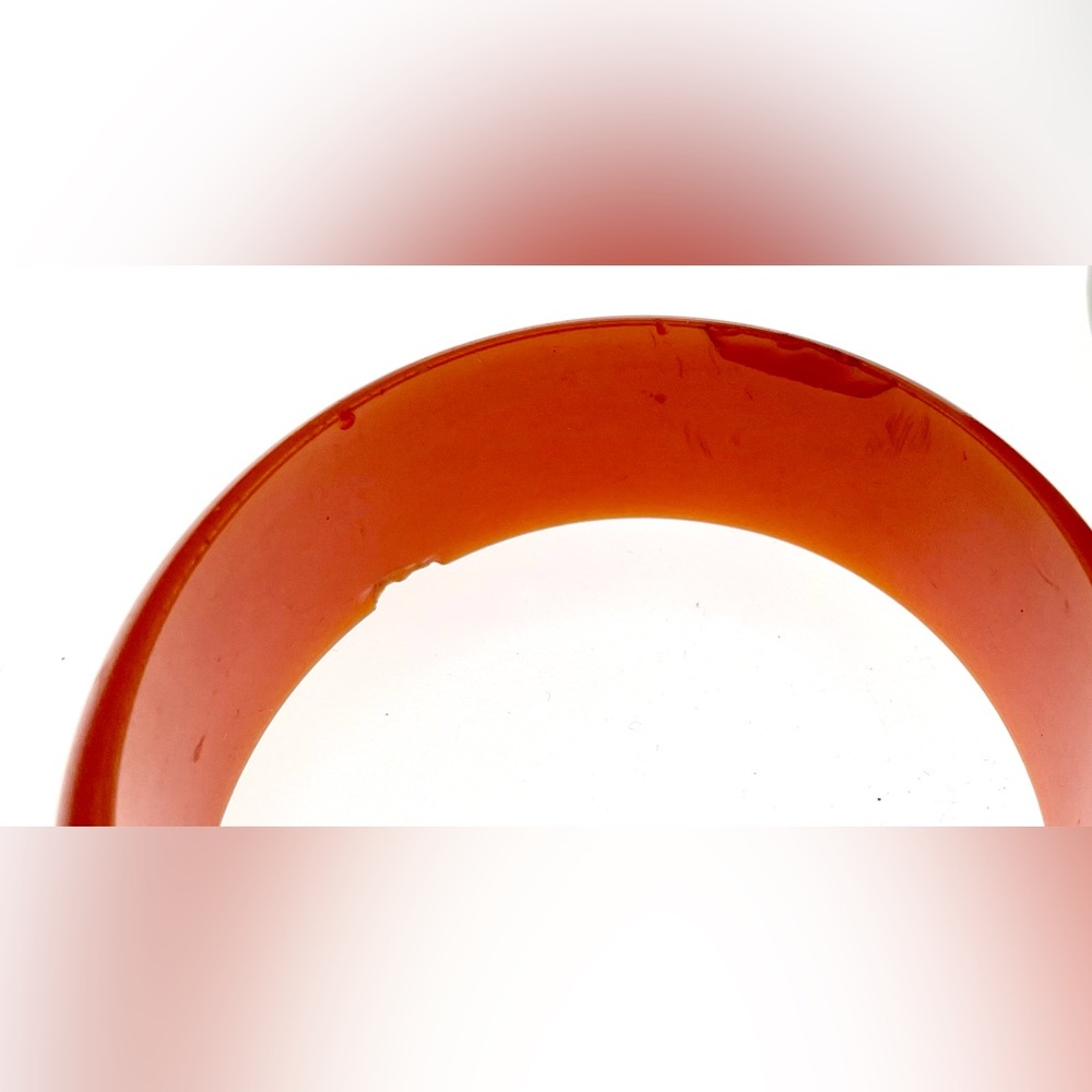Vintage 70s Pair of Bangle Bracelets
Painted Wood Abstract and Orange Acrylic - Picture 3 of 8
